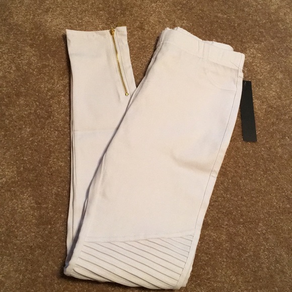 White Moto Leggings - Picture 4 of 6